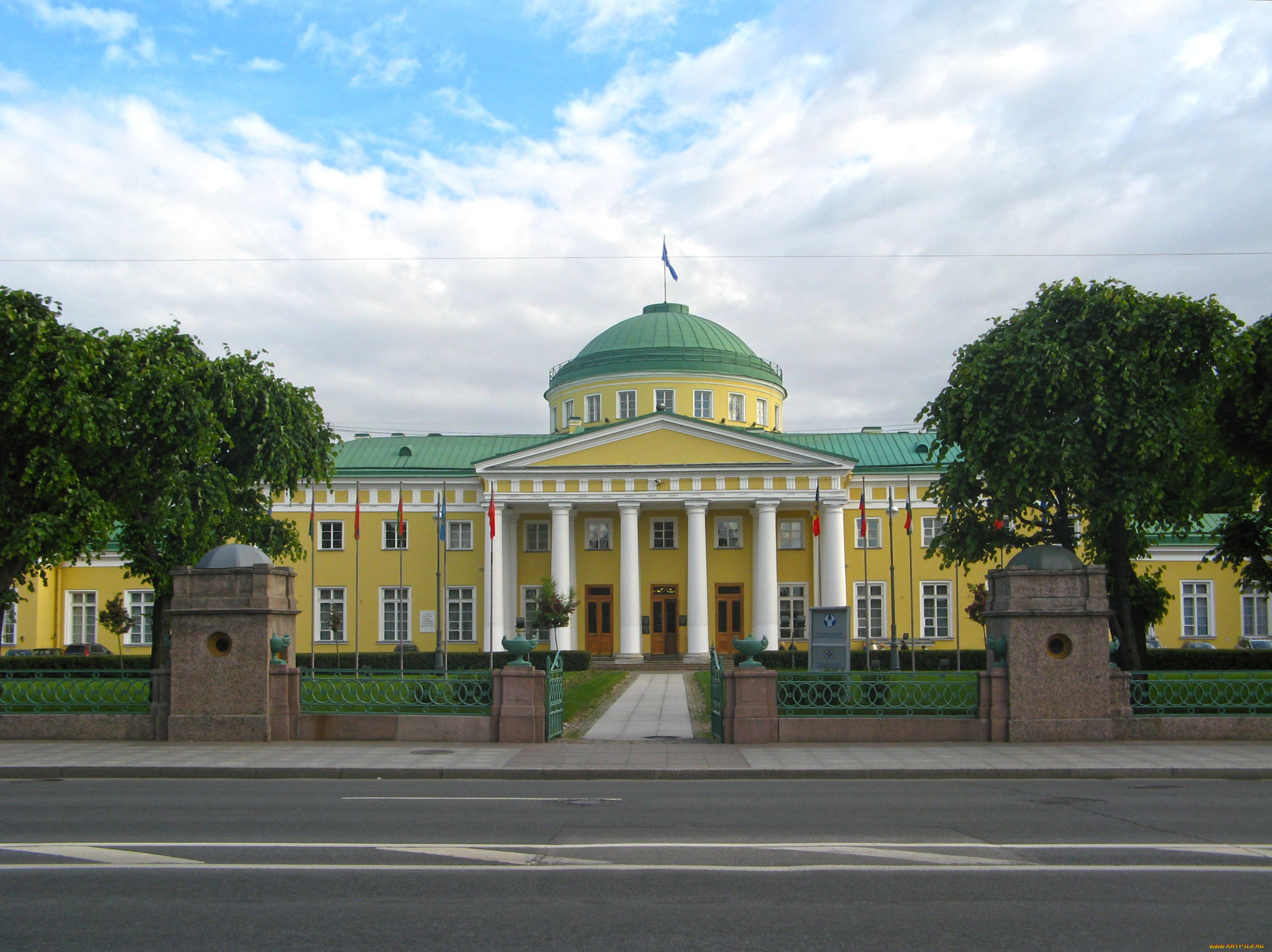 Таврический дворец в санкт петербурге фото